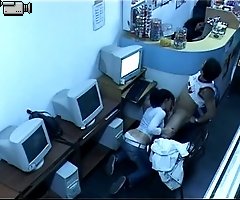 Insane mushing in the office caught by security cam!